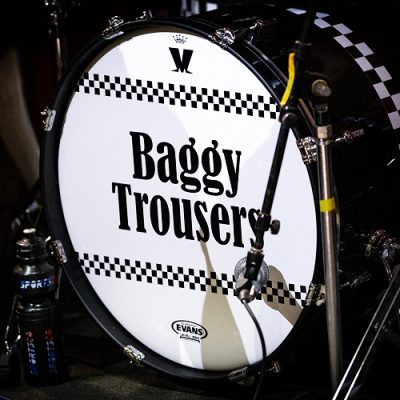 181005_Baggy_Trousers_Retro_Bar_01a