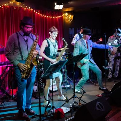 181005_Baggy_Trousers_Retro_Bar_11a